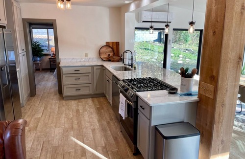 Park Hill Casa | Amazing Lake Front Property!!! 3 BR cabin on 30 serene acres on Lake Tenkiller