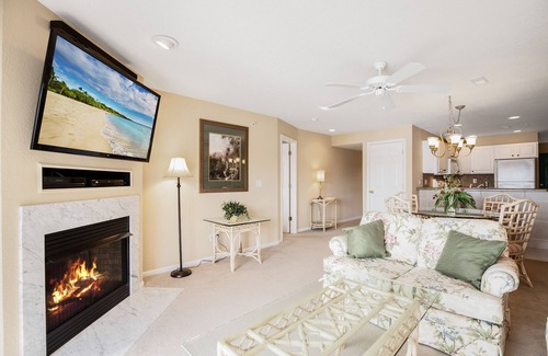 Kaiser Condominio | Amazing Lake Views Within State Park - Gated Pool