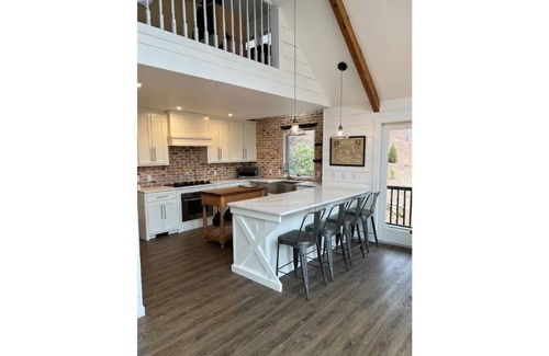 Cullowhee Casa | Amazing Lakefront home with private NEW dock