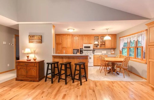 Deerwood Casa | Amazing Lakefront Property - Sleeps 13!