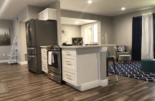 Dunedin Casa | AMAZING LARGE VACATION HEATED POOL & HOT TUB HOME DUNEDIN CLEARWATER!