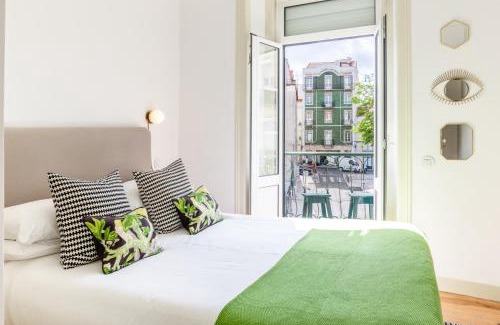 Alfama Apartamento | Amazing Lisboa! Views & Style in Historical Graça