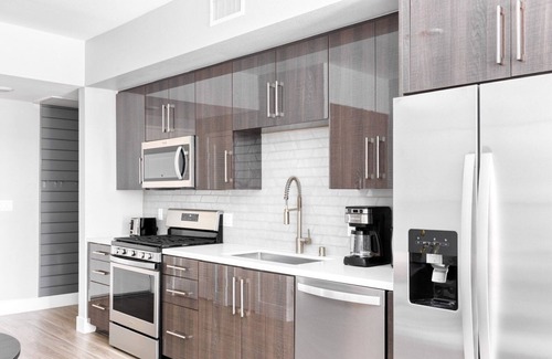 Downtown Long Beach Apartamento | Amazing Long Beach 1BR w/ Pool & Gym, walk to Ocean Blvd, by Blueground