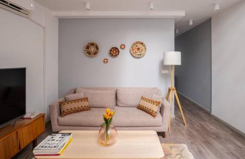 Macka Apartamento | Amazing Luxury Duplex High Ceiling Patio! #403