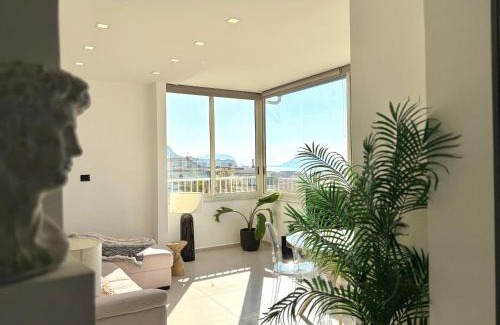 Pozzuoli Apartamento | Amazing modern penthouse with stunning view