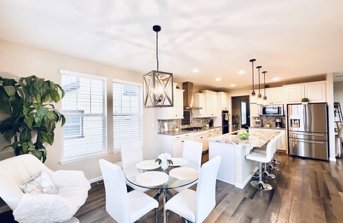 Arvada Casa | Amazing Mountain Home