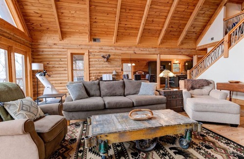 Laurel Ridge Cabina | Amazing Mountain Views ~ Black Mnt~ Asheville Cabin Hot Tub