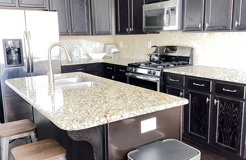 Charlotte Casa | Amazing New Luxury 2 Bdrm Townhome Pool South Charlotte in heart of Ballantyne