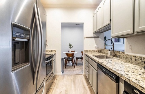 Newark Apartamento | Amazing Newark 2BR w/ Balcony & A/C, near Farmers Market, by Blueground