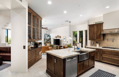 Mirabel Village Casa | Amazing Oasis w/Stunning Views & Private Hot Tub in Scottsdale, AZ!
