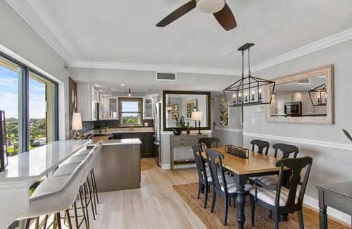 Central Beach Condominio | AMAZING OCEAN FRONT CONDO - TOP FLOOR - OCEAN VIEWS ALL AROUND!