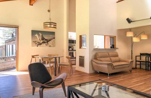 Sea Ranch Casa | Amazing ocean views, bright and modern