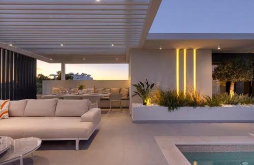 Voula Casa | Amazing private rooftop terrace!