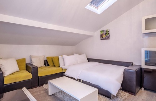 Mecidiyekoy Apartamento | Amazing Residence Flat near Trump Mall
