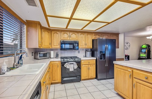 Bullhead City Casa | Amazing Riverfront home with dock, boat ramp, fire pit on the Colorado river.