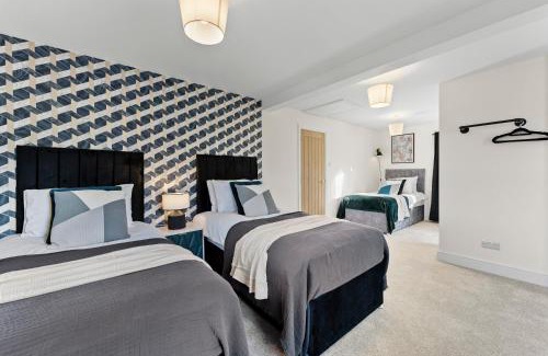 Mells Casa | Amazing Rural Retreat in The Cotswolds - Parking