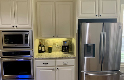 Bixby Casa | Amazing Safe, Private and spacious Home! Relaxing and stylish!