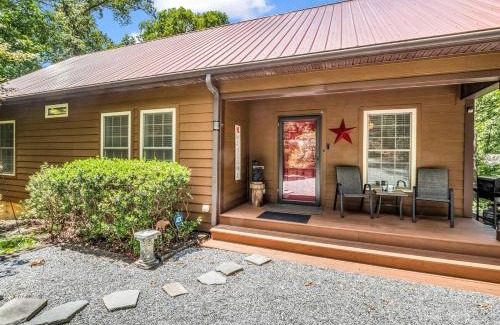 Lake Lure Casa | Amazing Screened Porch, HotTub, Relax, Recharge, Private Lake Access Riverbend