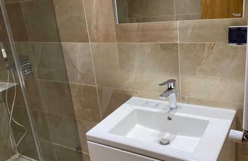 Halq al Wadi Apartamento | Amazing sea view luxury guest house