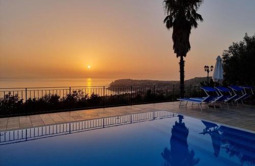 Coccorino Apartamento | Amazing Sea View with Free Swimming Pool