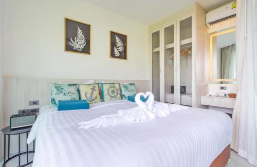 Kamala Apartamento | Amazing Seaview 1BR Codo @ Kamala Becach