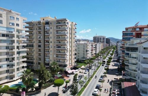 Kargicak Apartamento | Amazing Seaview 3+1 apartment 100 Meter from Sea