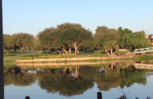 Horseshoe Bay West Casa | Amazing spot on the lake across from #12 Applerock tee box! Sleeps 10-12 people