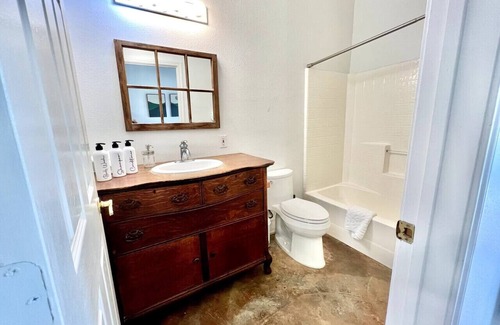 Smithville Apartamento | Amazing studio at Red Owl Courts