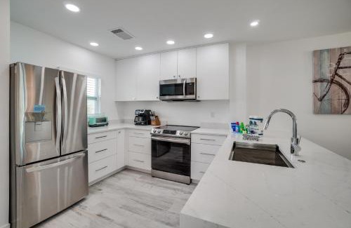 Bradenton Beach Casa | Amazing Sunset Views Close To It All