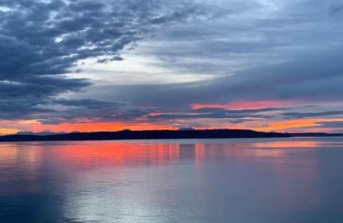 Redondo Casa | Amazing Sunsets At 3Br Home Over The Puget Sound Home