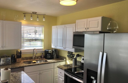 Rockport Casa | Amazing Sunsets at The Villa at Copano Cove. Cozy. Close to a lot F-U-N !!!