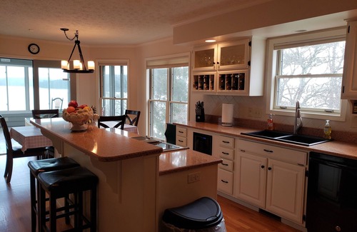 Loudon Casa | Amazing! Tellico village lake house with dock!