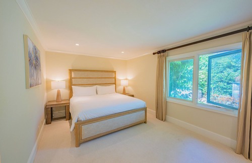 Placentia Cama Y Desayuno | Amazing Times Spa & Pool Villa - A Perfect Family Getaway Near Disney & Beach