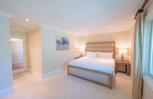 Placentia Cama Y Desayuno | Amazing Times Spa & Pool Villa - A Perfect Family Getaway Near Disney & Beach