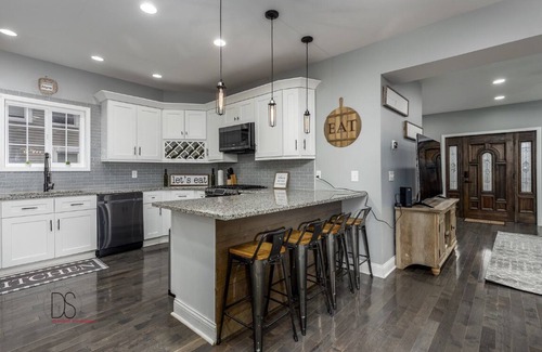 Ottawa Villa | Amazing Victorian Home Located in Ottawa