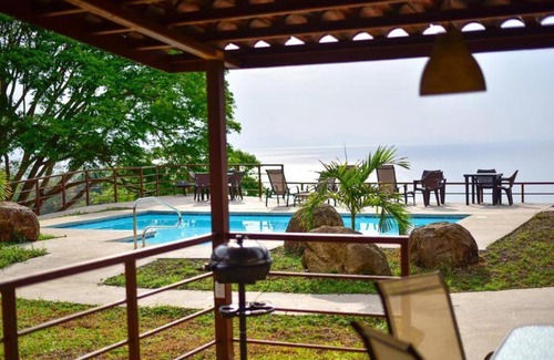 Tárcoles Casa | Amazing View in Brand New House!