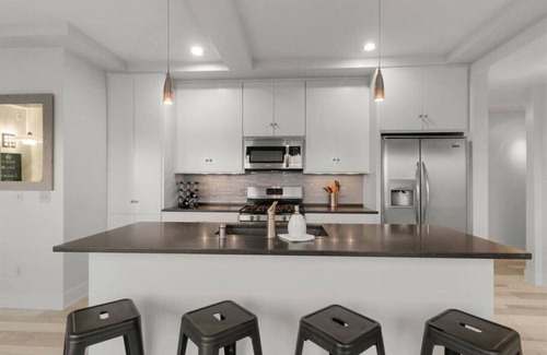 Milwaukee Casa | Amazing view, Modern Space