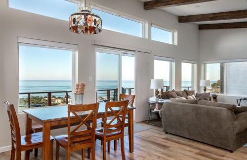 Marine Terrace Casa | Amazing View Newly Remodeled -L2 EV Charger- Pet Friendly