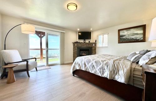 Marine Terrace Casa | Amazing View Newly Remodeled -L2 EV Charger- Pet Friendly