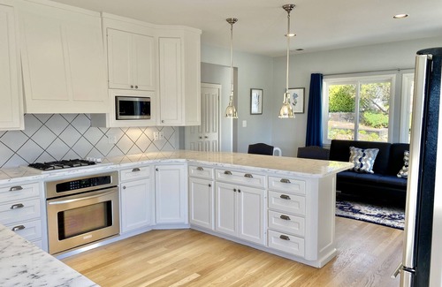 Belvedere Tiburon Casa | Amazing Views and Walkable to Downtown! Historic 3/2 Home, Sleeps 8
