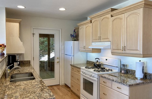 Laurel Ridge Casa | Amazing Views at Cozy Mountain Retreat