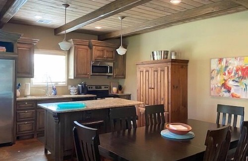 Langley Casa | Amazing views, Communal Pool, Lighthouse, Gated Community
