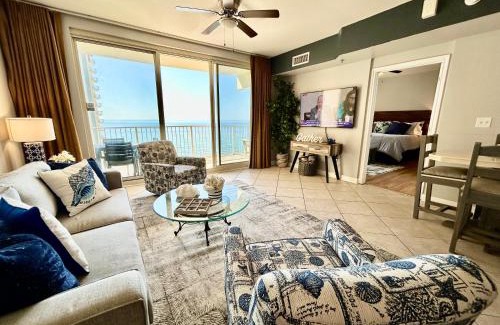Panama City Beach Apartamento | Amazing views! Great beachfront Panama City Condo