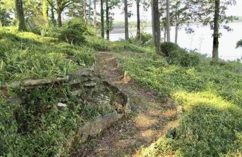 Heber Springs Casa | Amazing Views! “Heber Sunsets” Lakefront w/ access. 4 bdr, 3 king beds, 3 bath.