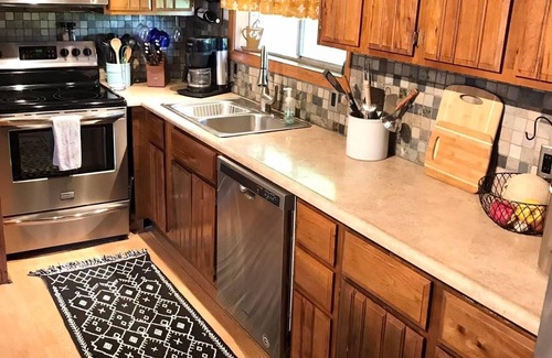 Flat Hollow Marina Casa | AMAZING views, Lakefront home with private boat dock in Flat Hollow