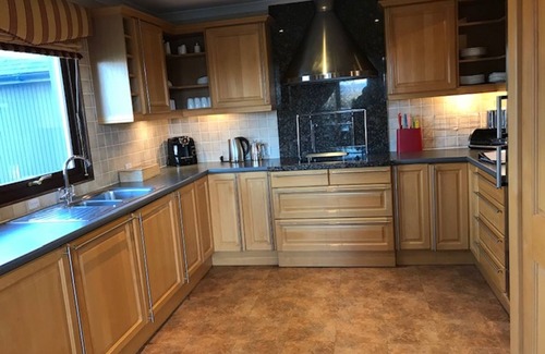 Balloch Casa | Amazing Views Of Loch Lommond, Pool, Golf, Restaurants & Gym