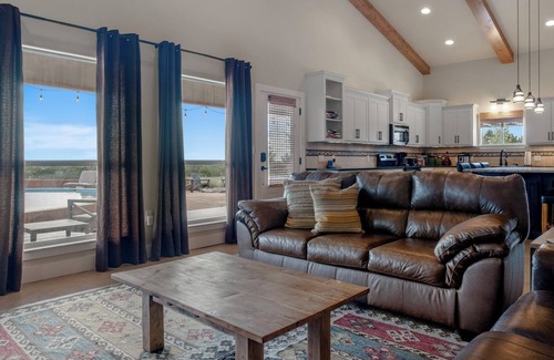 Burnet Casa | Amazing Views + Private Pool - High Point Ranch!