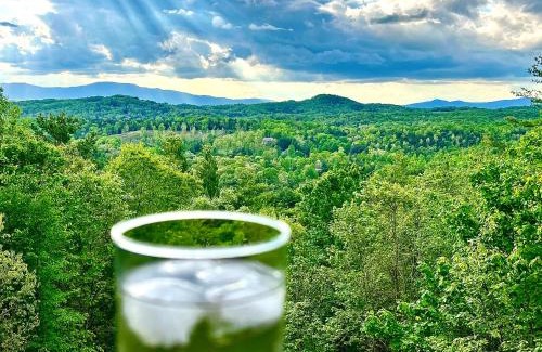 Mineral Bluff Chalet De Esquí | Amazing Views~Secluded Retreat~HotTub~GameRoom