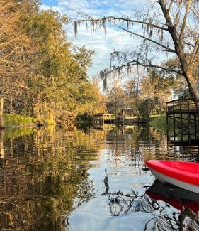 Historic Downtown Kissimmee Apartamento | Amazing Waterfront Apt near Disney and Lake Tohoa