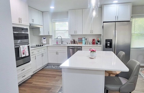 Martinez Casa | Amazing Women’s and Men’s Masters Tournament Rental- Fully Remodeled.